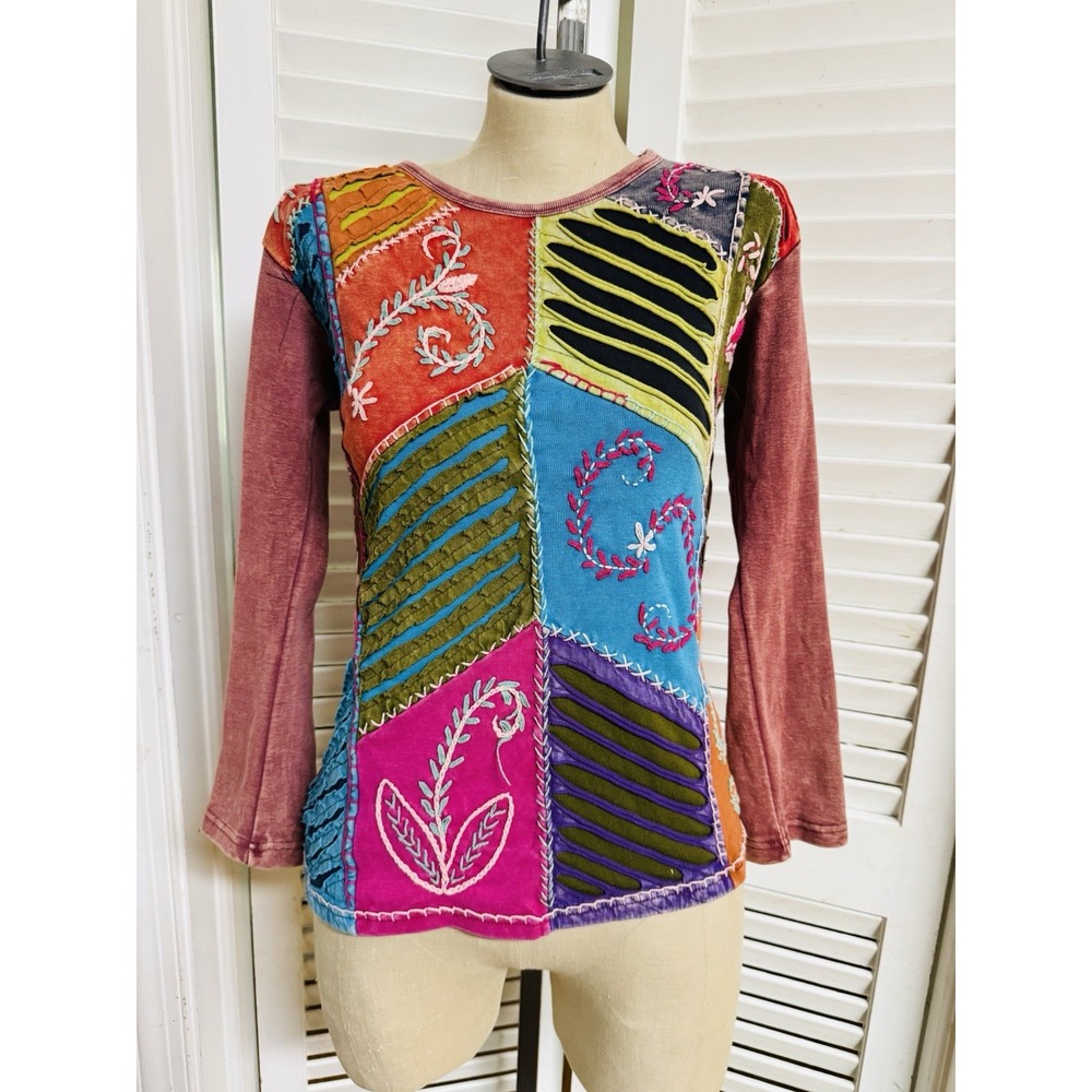 Rising International Shirt Womens S/Small Colorful Boho Patch Geometric Y2k Rust